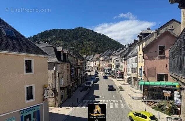 Appartement à LA MURE