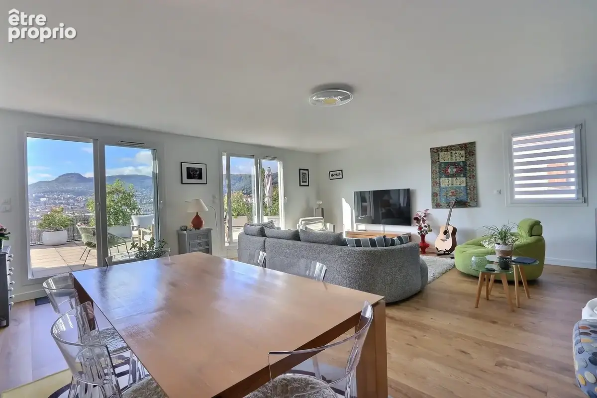 Appartement 5 pièces 128 m² à vendre à Clermont-Ferrand (63000) - photo 3