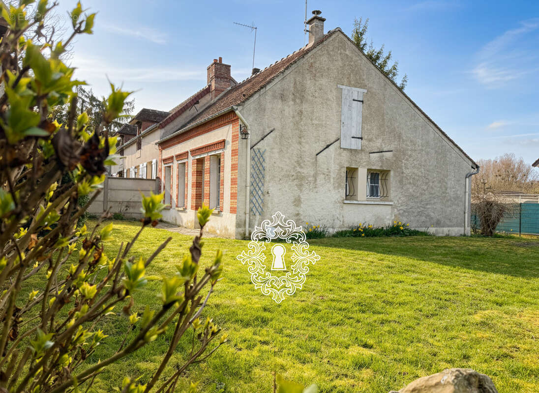 Maison à BRAY-SUR-SEINE