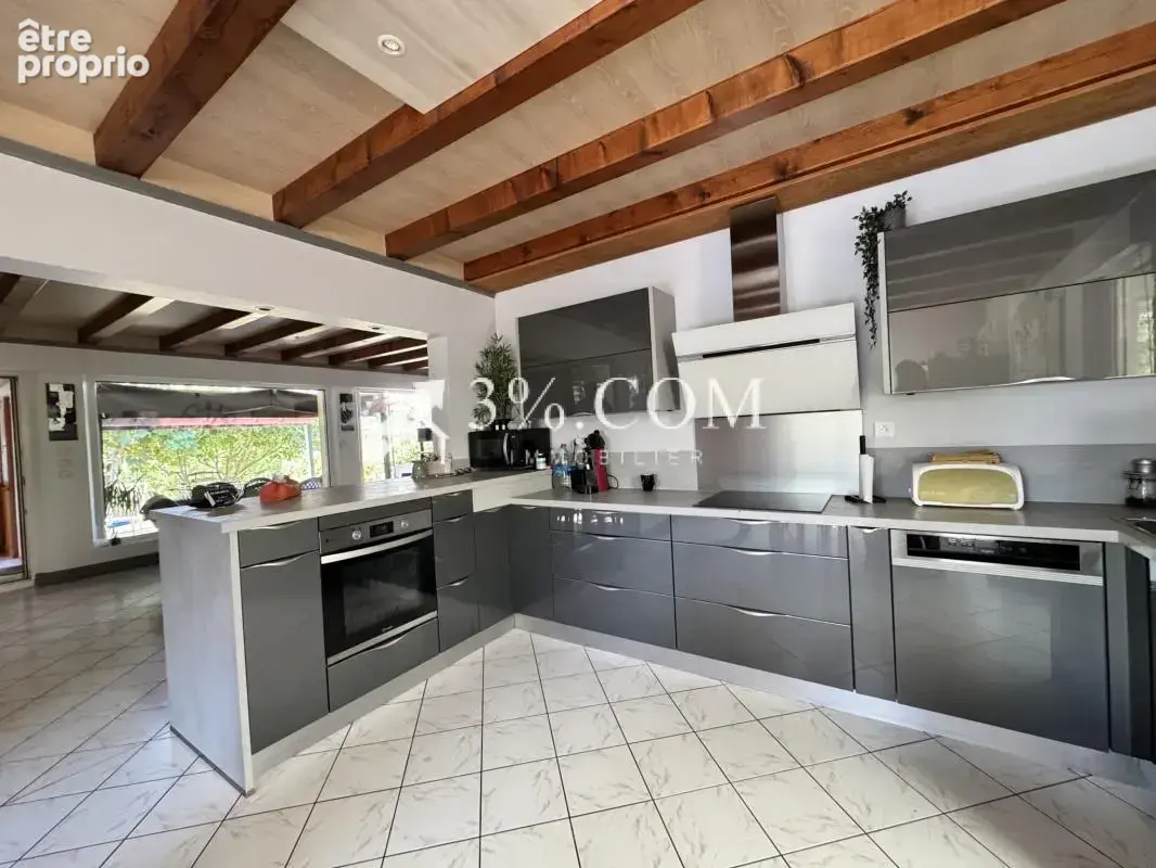 3%COM Belle propriété sur 41 ares - photo 8