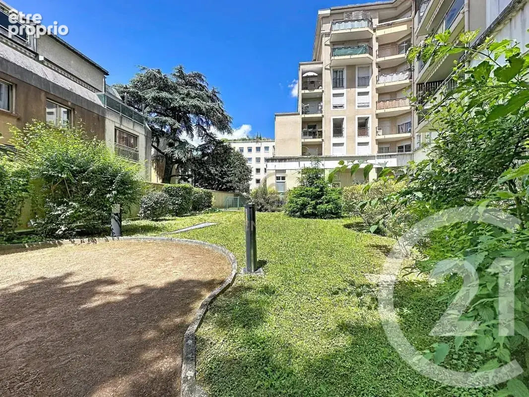 Appartement 49 m² à Lyon-8e  - photo 9