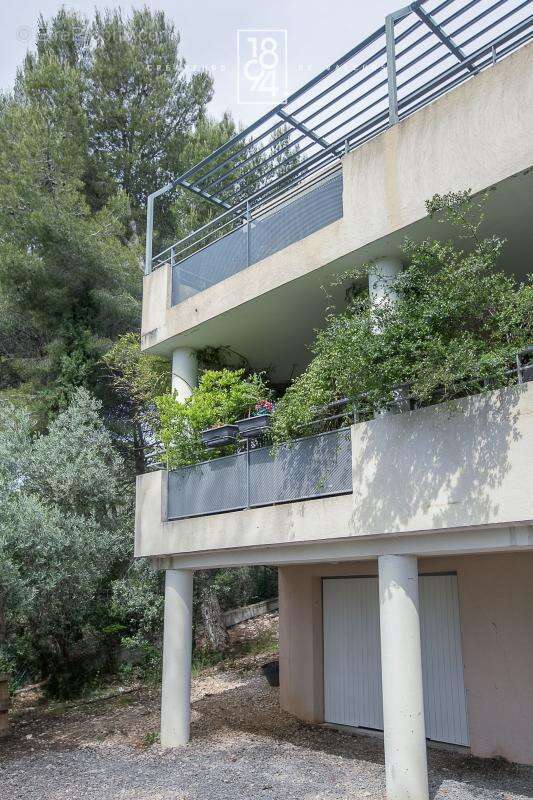 Appartement à MARSEILLE-13E