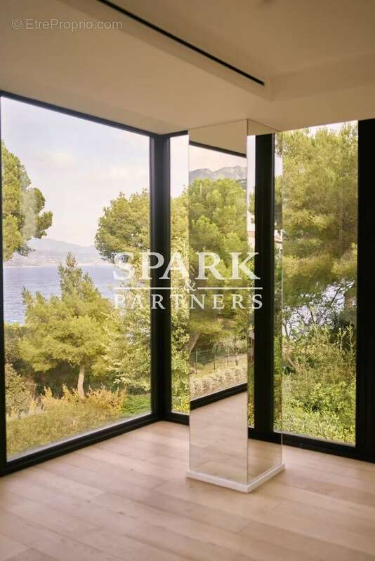 Maison à ROQUEBRUNE-CAP-MARTIN