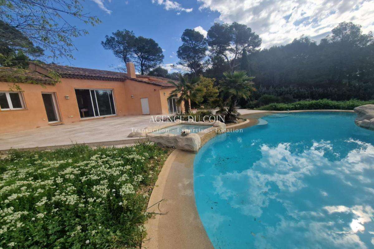 Maison à DRAGUIGNAN