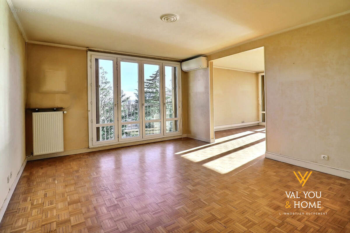 Appartement à LA MULATIERE