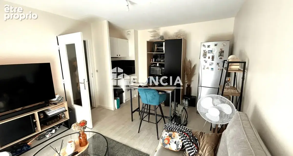 APPARTEMENT T2 rue de la Ganterie - photo 2