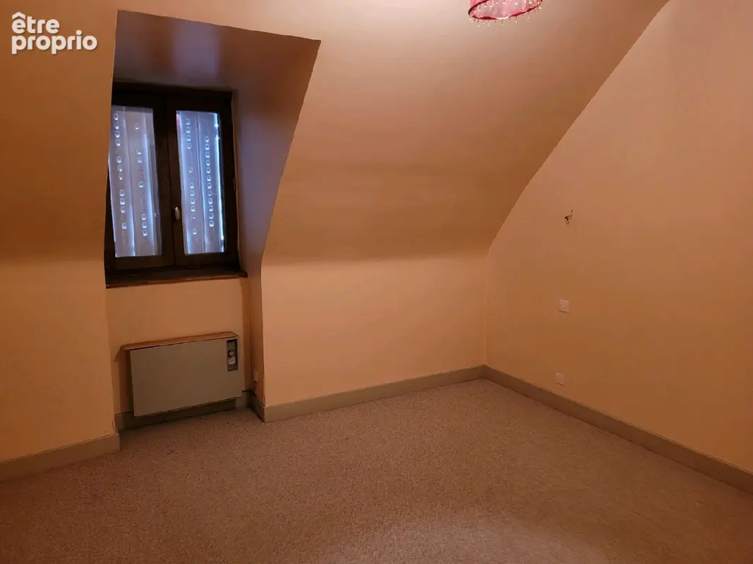Appartement 8 pièces 120 m² à vendre à Champs-Sur-Tarentaine-Marchal (15270) - photo 9