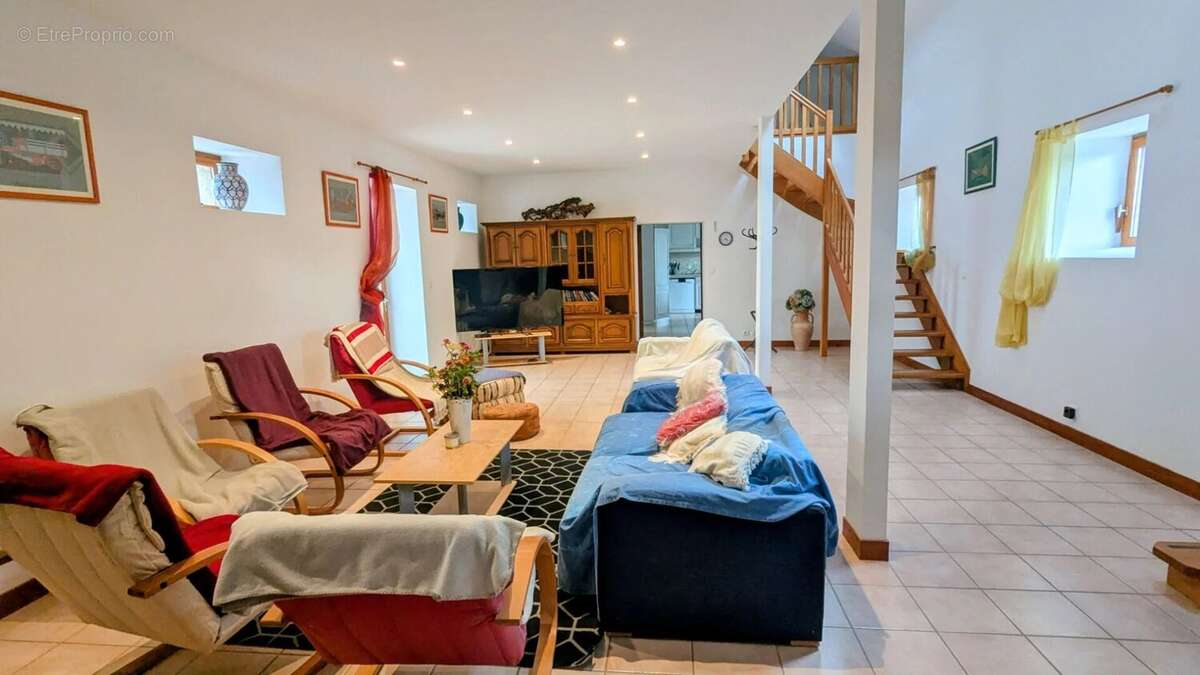 Maison à SAINT-COULITZ