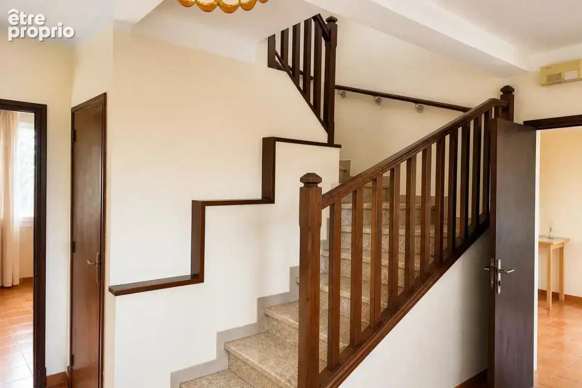 Maison de 4 pièces de 95 m² à Carcassonne - photo 9