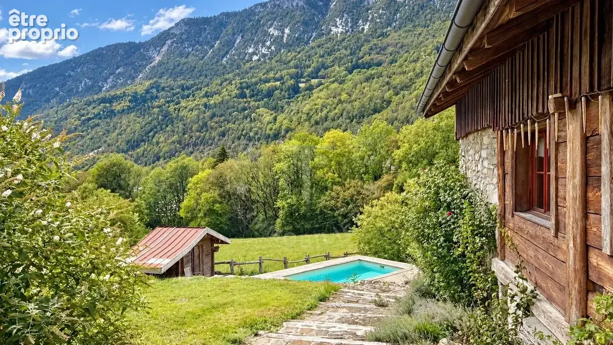 Ferme de caractère du XVIIIᵉ siècle – 330 m² – Thônes - photo 2
