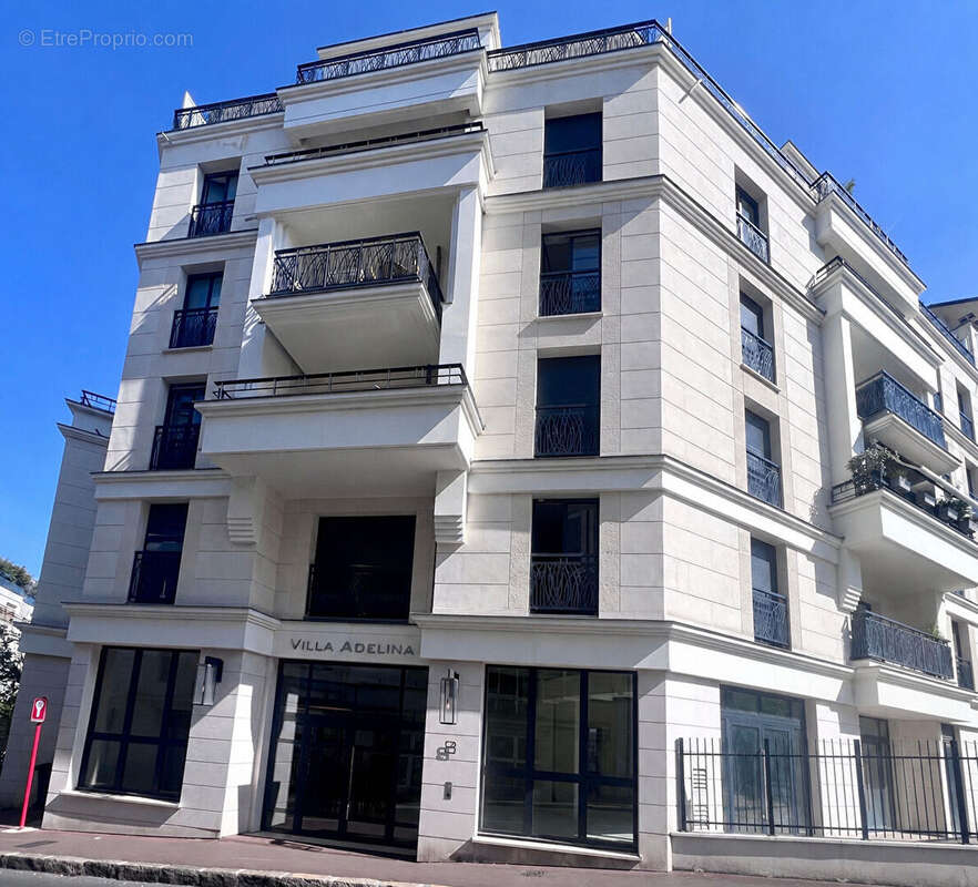 Appartement à SURESNES