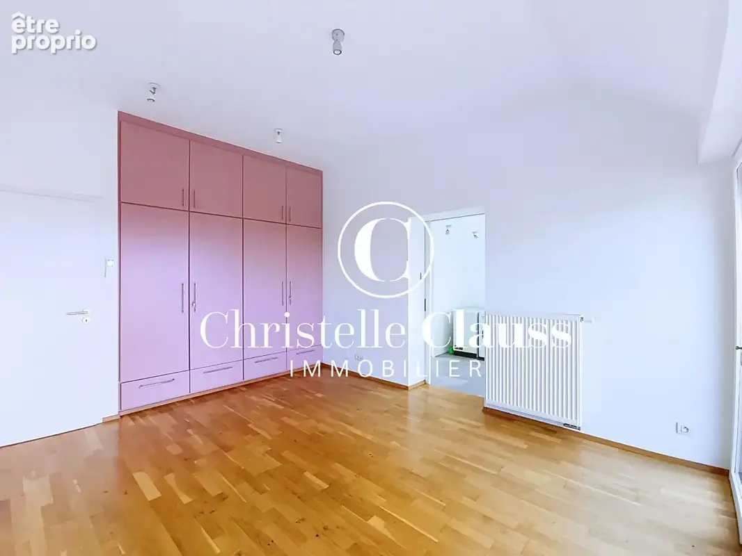 Rixheim  villa d'architecte 210 m²  5 chambres  terrain de plus de 9 ares - photo 12