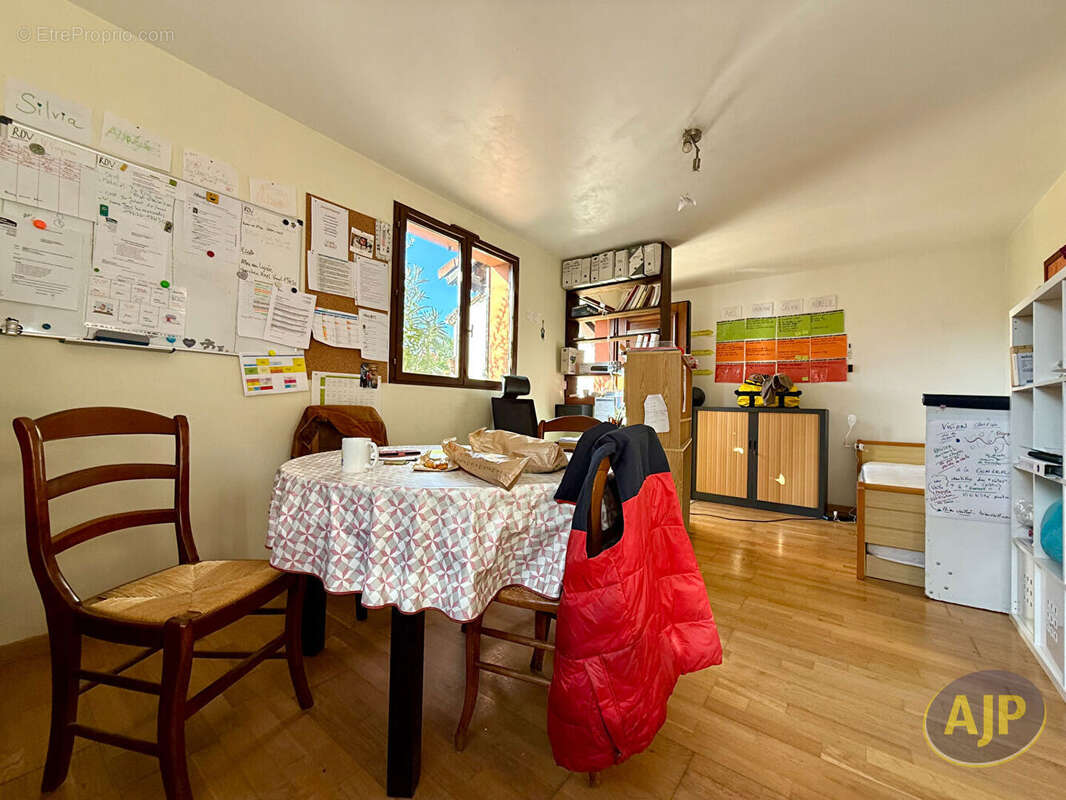 Maison à SAINTE-PAZANNE