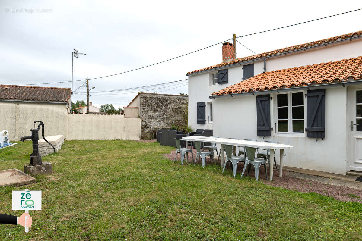 Maison à ANGLES
