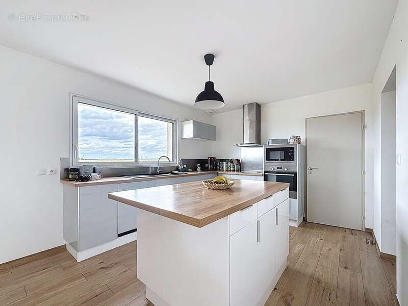 Maison à NOTRE-DAME-D&#039;OE