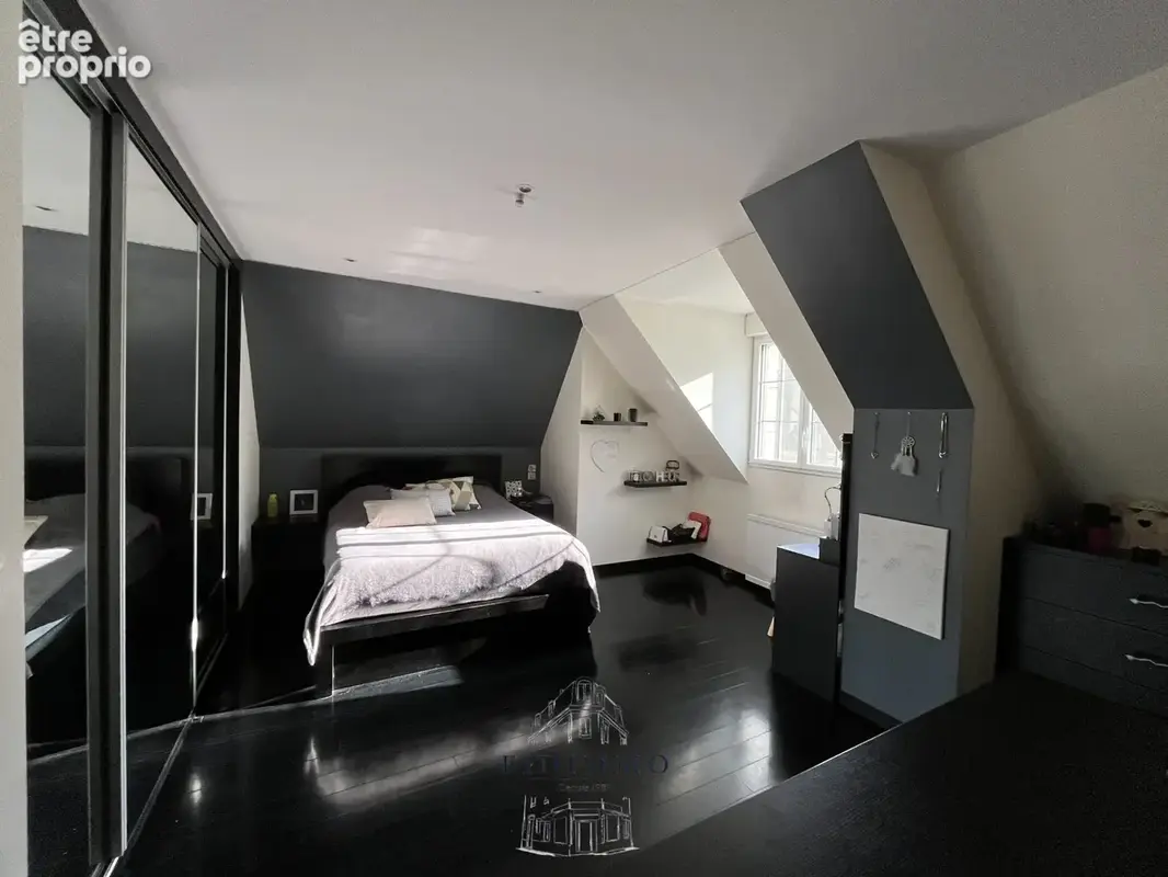 4358 - Belle maison longeant le golf d'Ormesson - photo 7