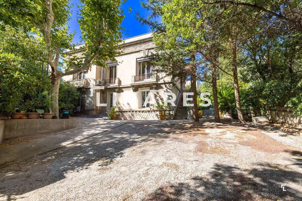 Appartement à MARSEILLE-8E