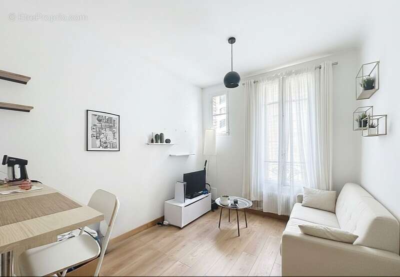 Appartement à PARIS-19E