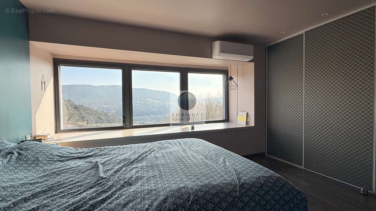 Maison à SAINT-PERAY