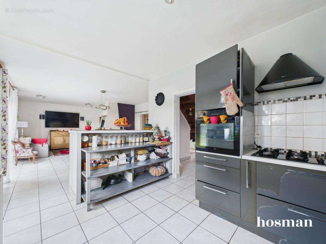 Maison à SAINT-SEBASTIEN-SUR-LOIRE