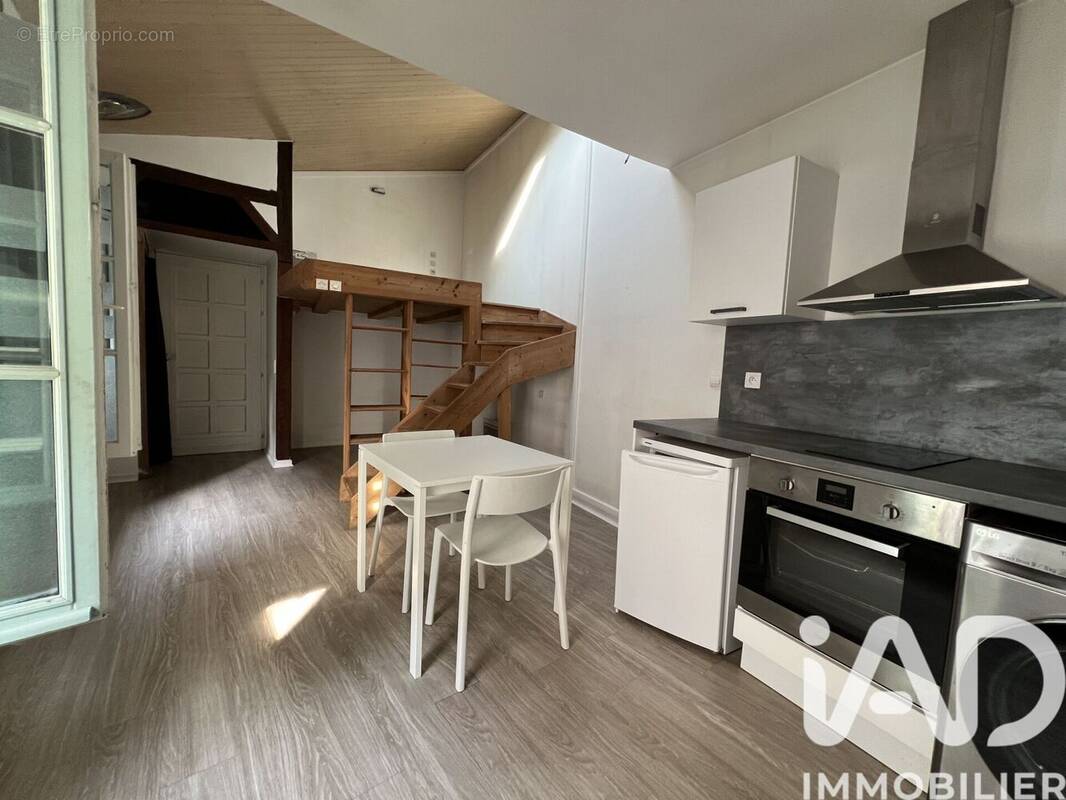 Photo 1 - Appartement à VERSAILLES