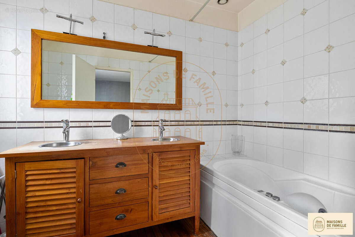 Maison à LOUVECIENNES