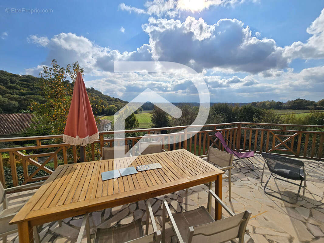 Maison à CASTEIDE-CANDAU