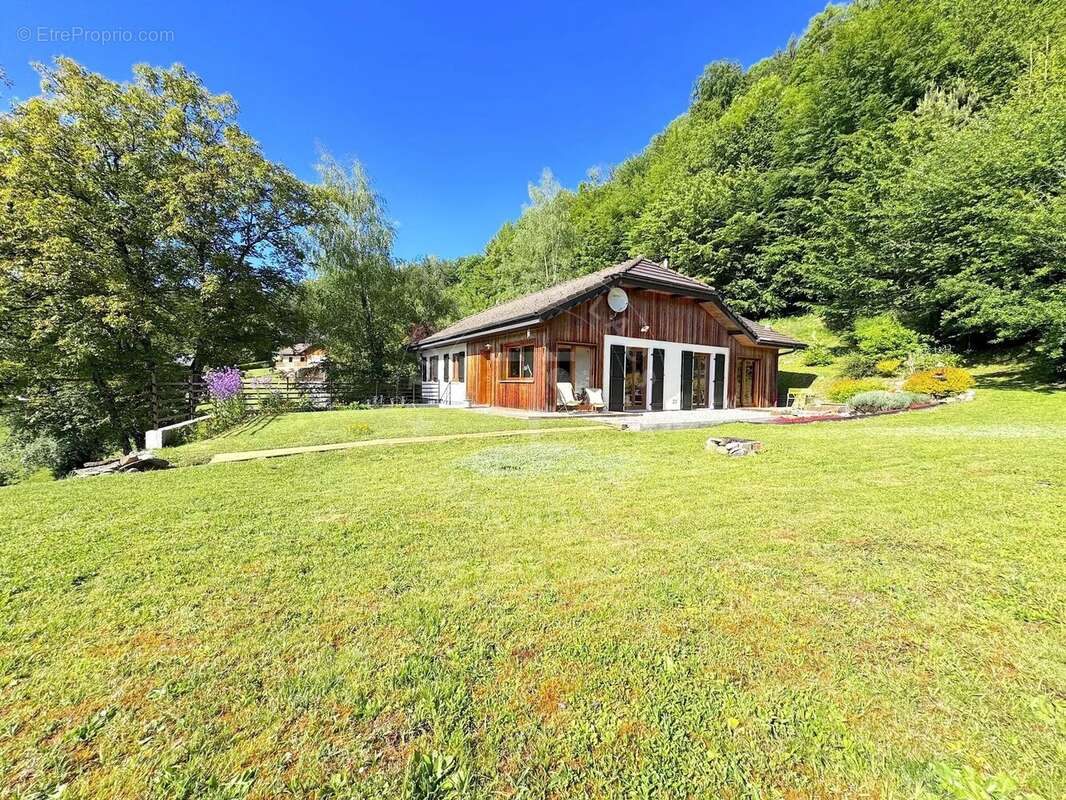 Maison à NAVES-PARMELAN