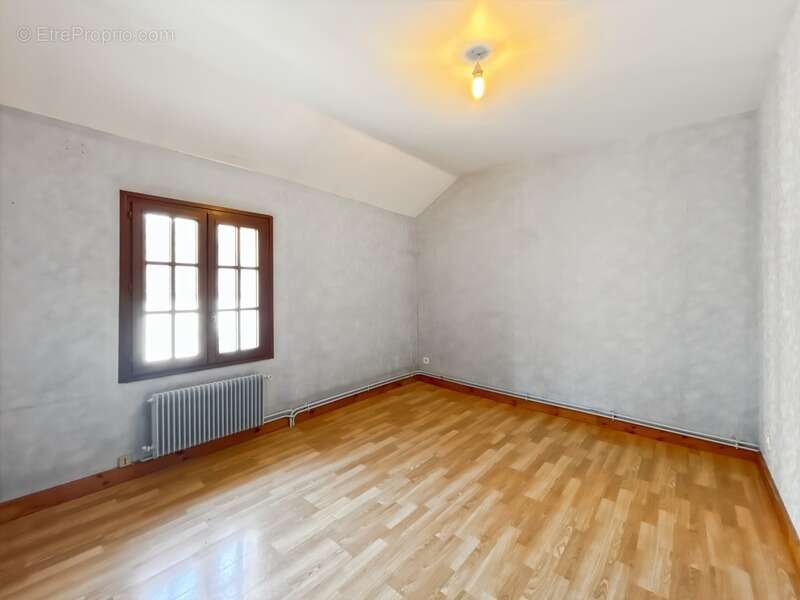 Maison à LIZY-SUR-OURCQ