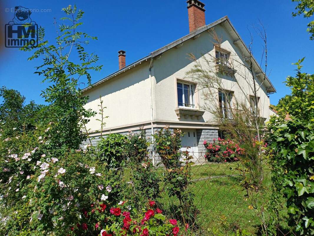 Maison à FEYTIAT