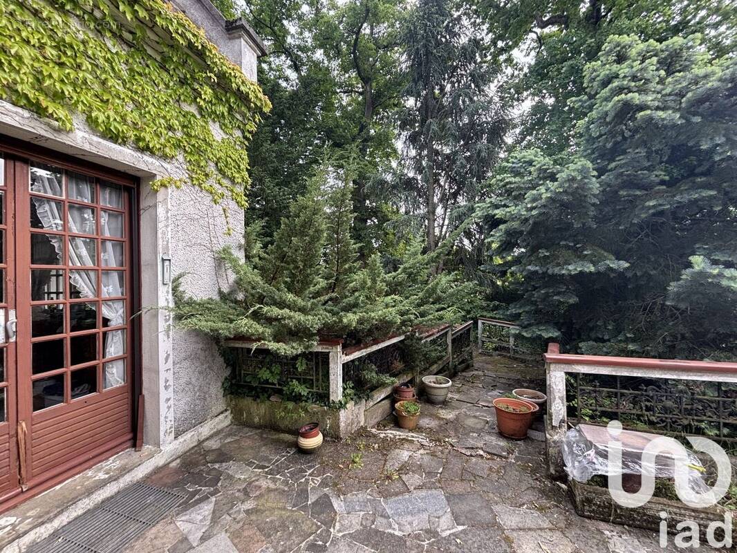 Photo 1 - Maison à LE PLESSIS-TREVISE