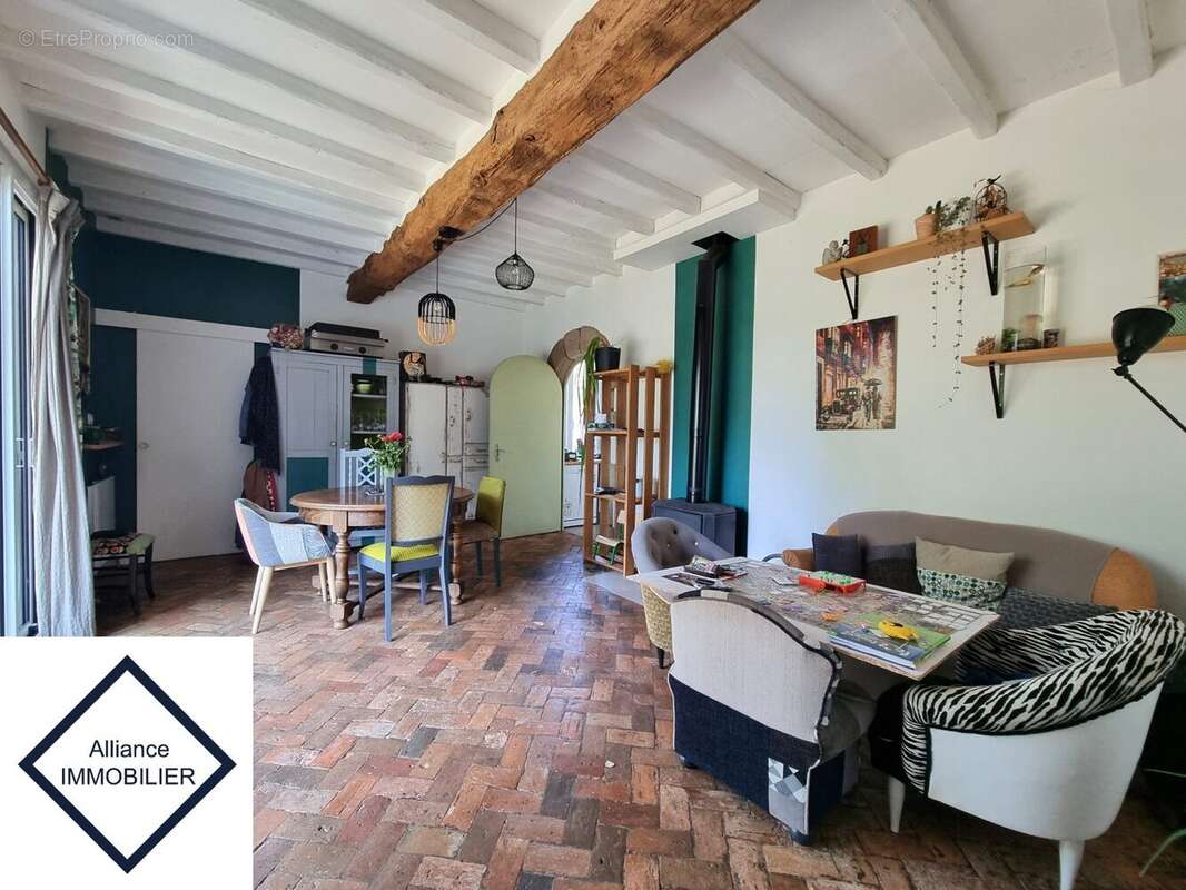 Maison à MONTAUBAN-DE-BRETAGNE