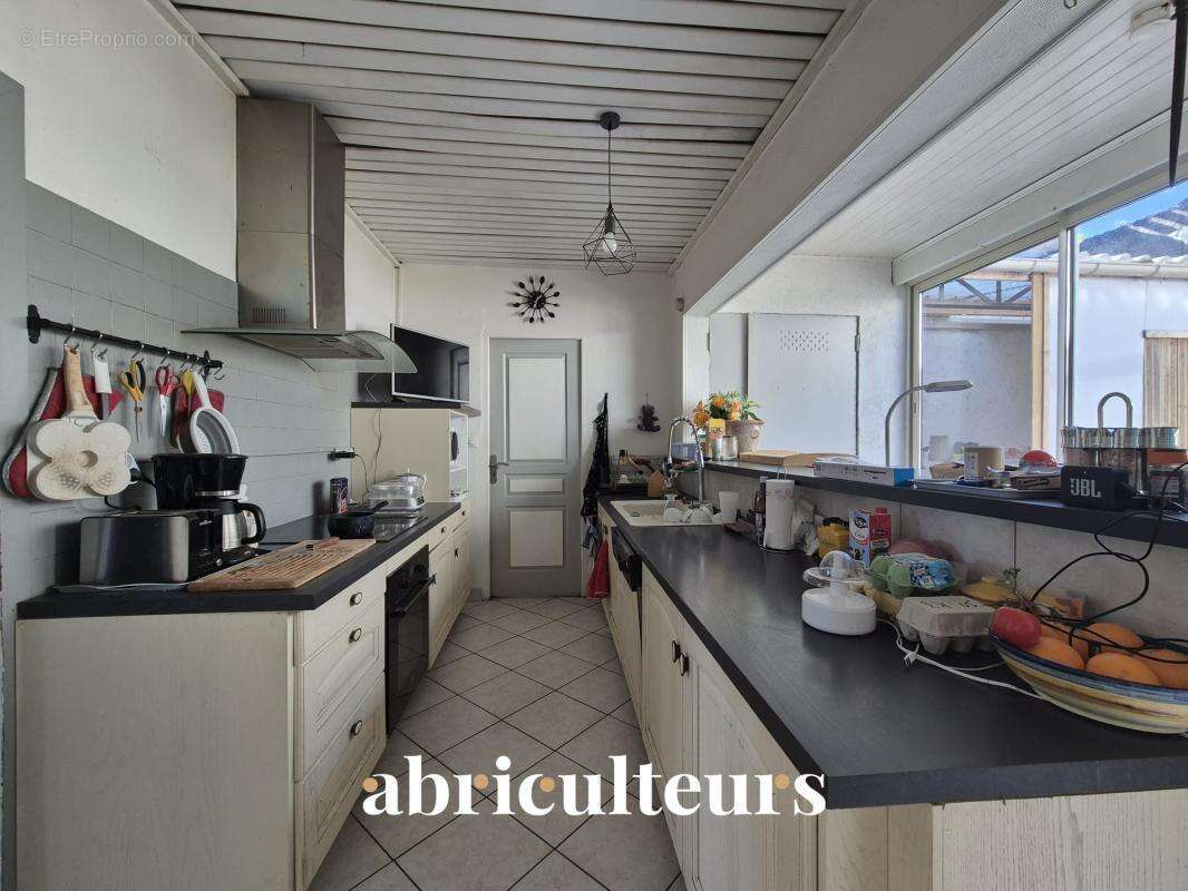 Maison avec terrasse de 45 m² e en vente à Cognac ( 16100) - photo 3