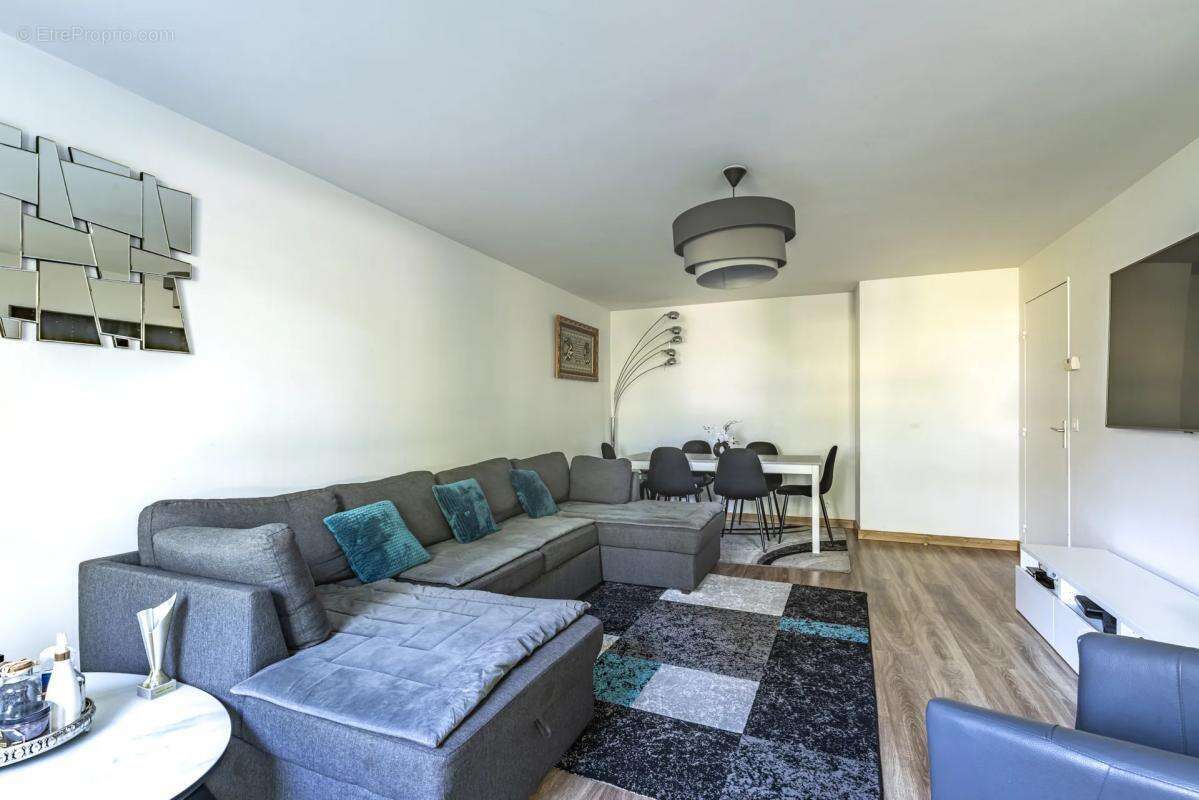 Appartement à BONNEUIL-SUR-MARNE