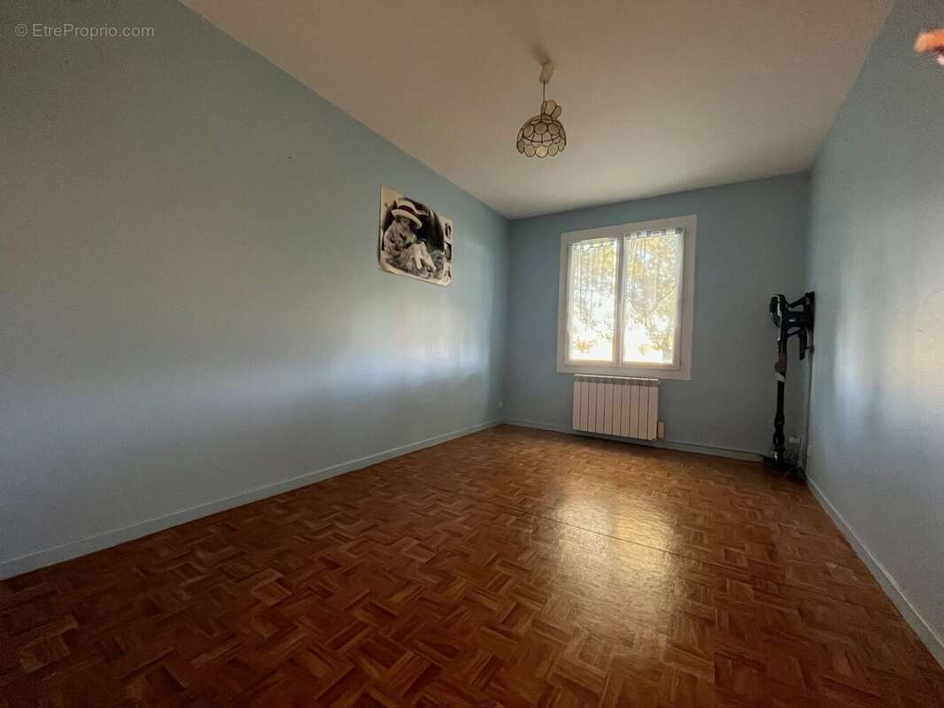 Maison à VILLEBERNIER