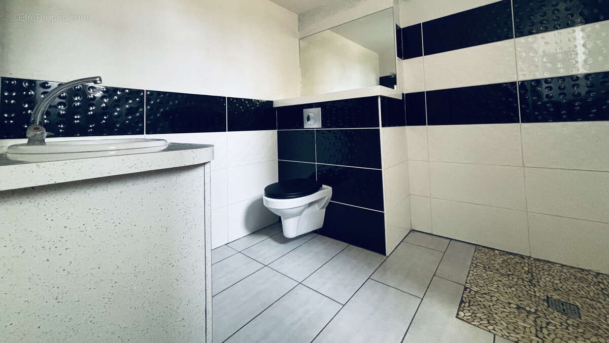 Maison à ROMANS-SUR-ISERE