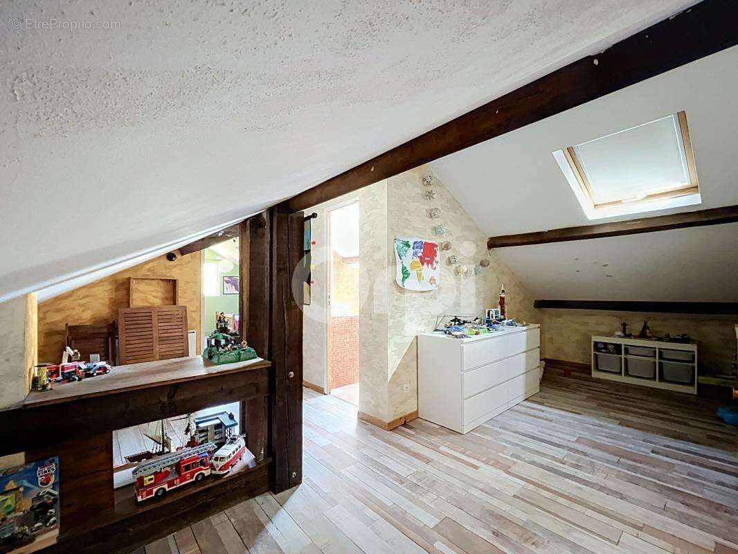 Magnifique maison familiale 230 m² – Terrain 10 500 m² – Favars - photo 8