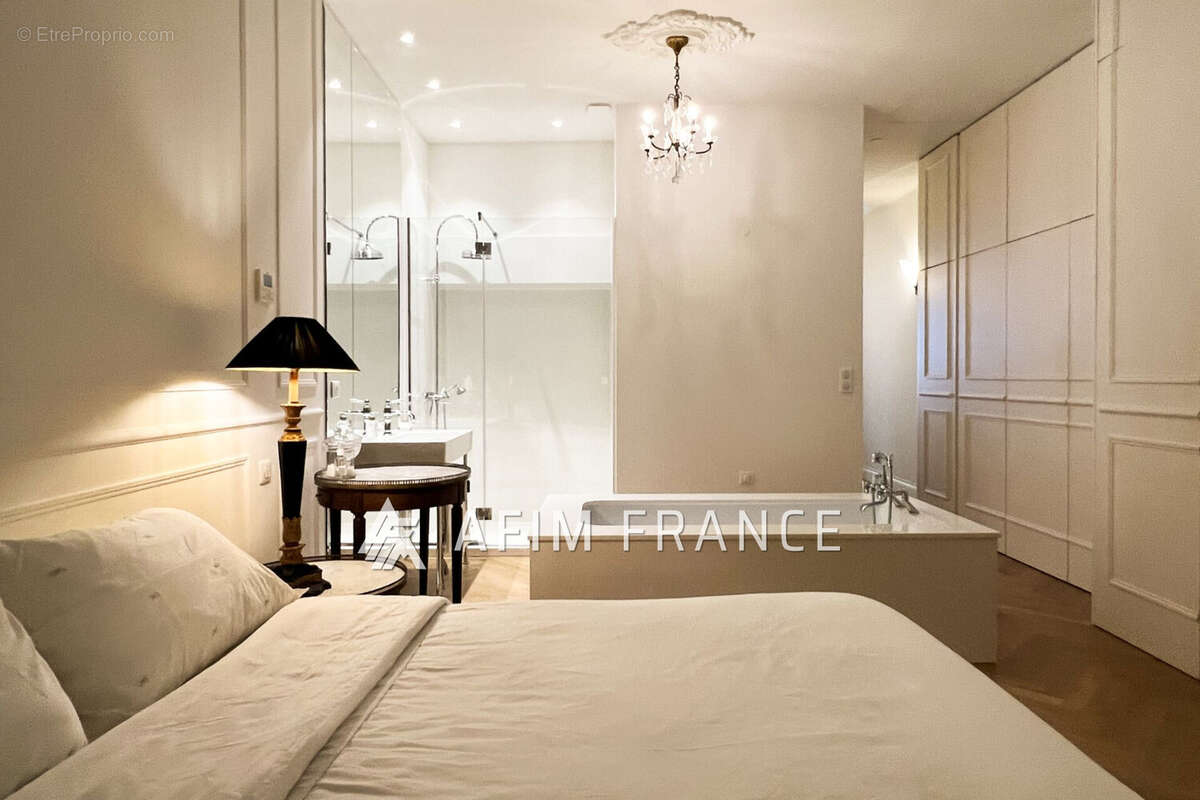 Appartement à BEAUSOLEIL