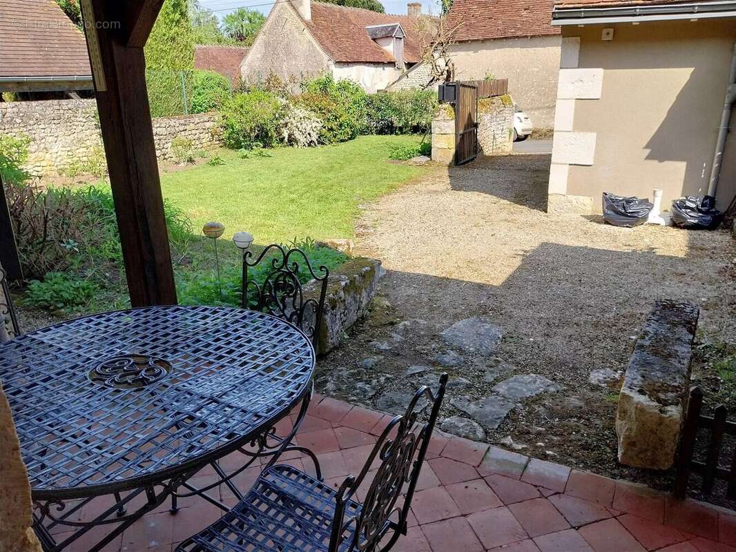 Maison à TOURNON-SAINT-MARTIN