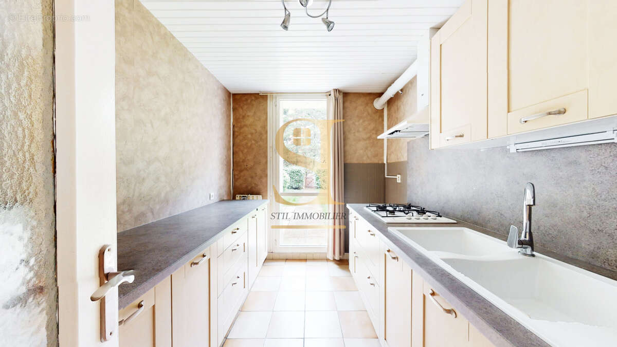 Appartement à VALENTON