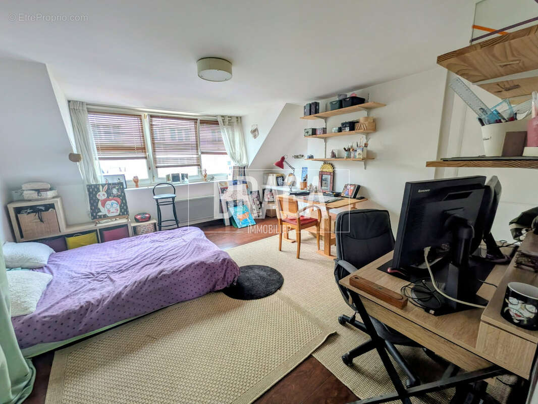 Maison avec garage + atelier + terrasse - photo 6