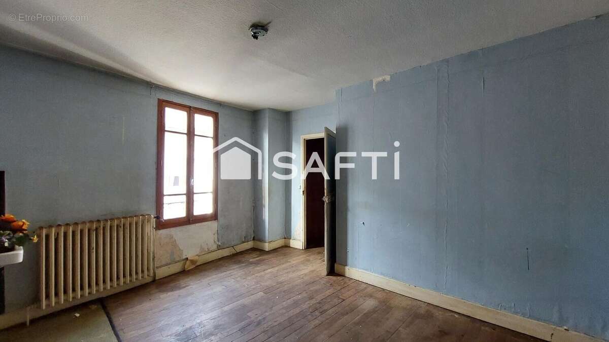 Photo 3 - Appartement à CHATEAU-CHINON(VILLE)