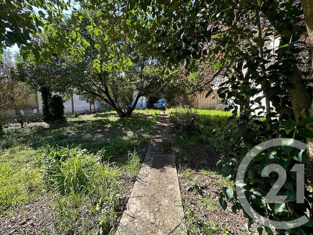 Terrain 517 m² à Begles  - photo 3