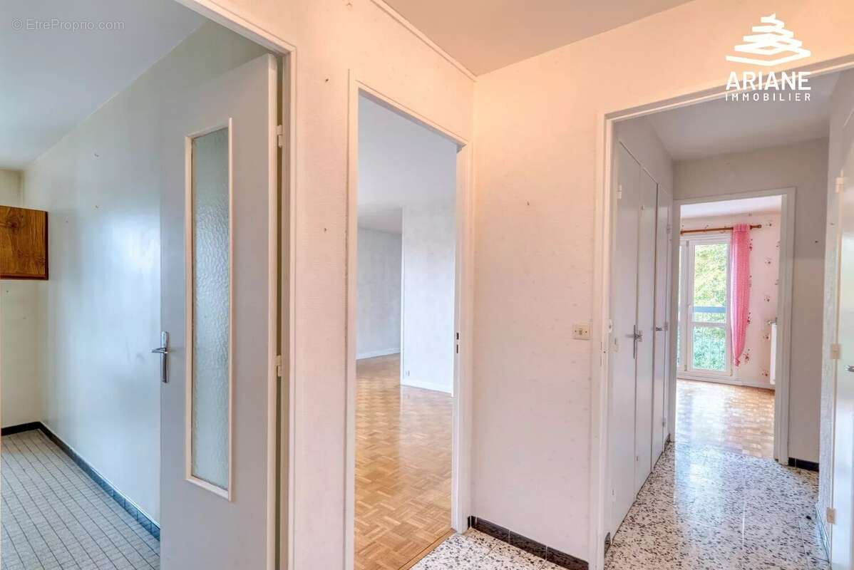 Appartement à LYON-9E