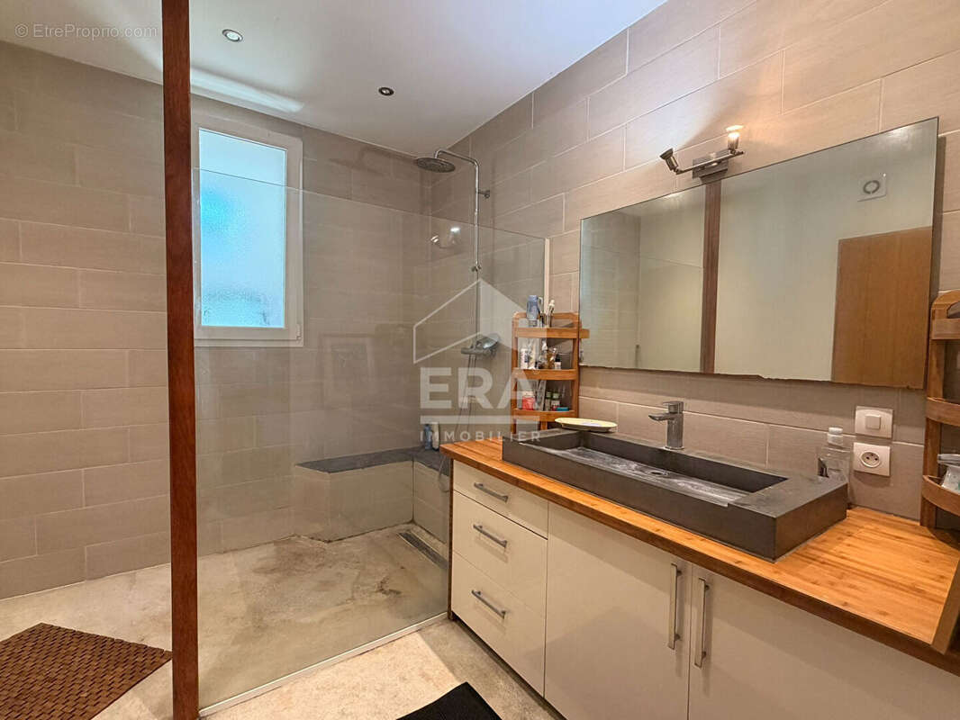 Maison à vendre de 140m2, 4 chambres, La Rochelle - photo 8