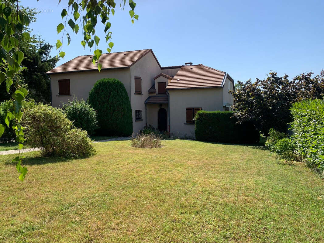 Maison à CUSSET