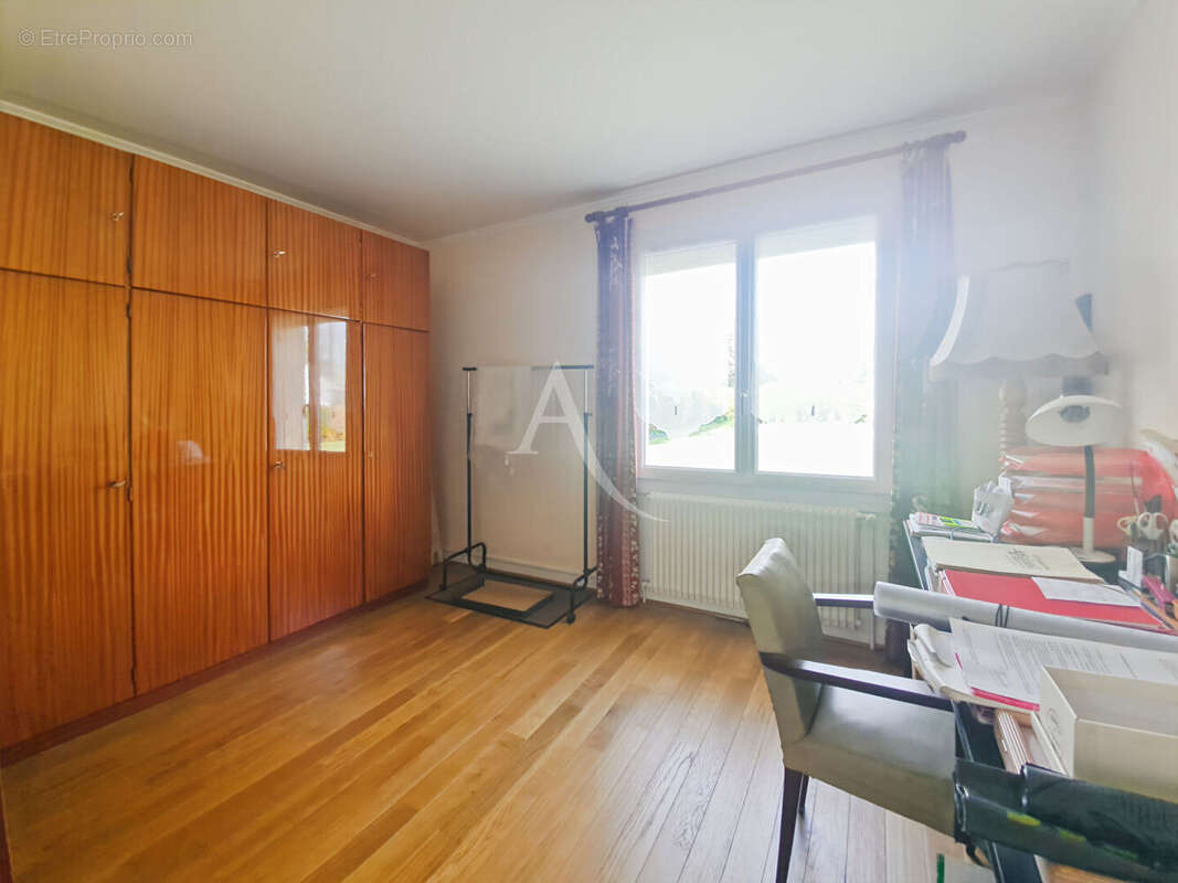 Maison à OINVILLE-SUR-MONTCIENT