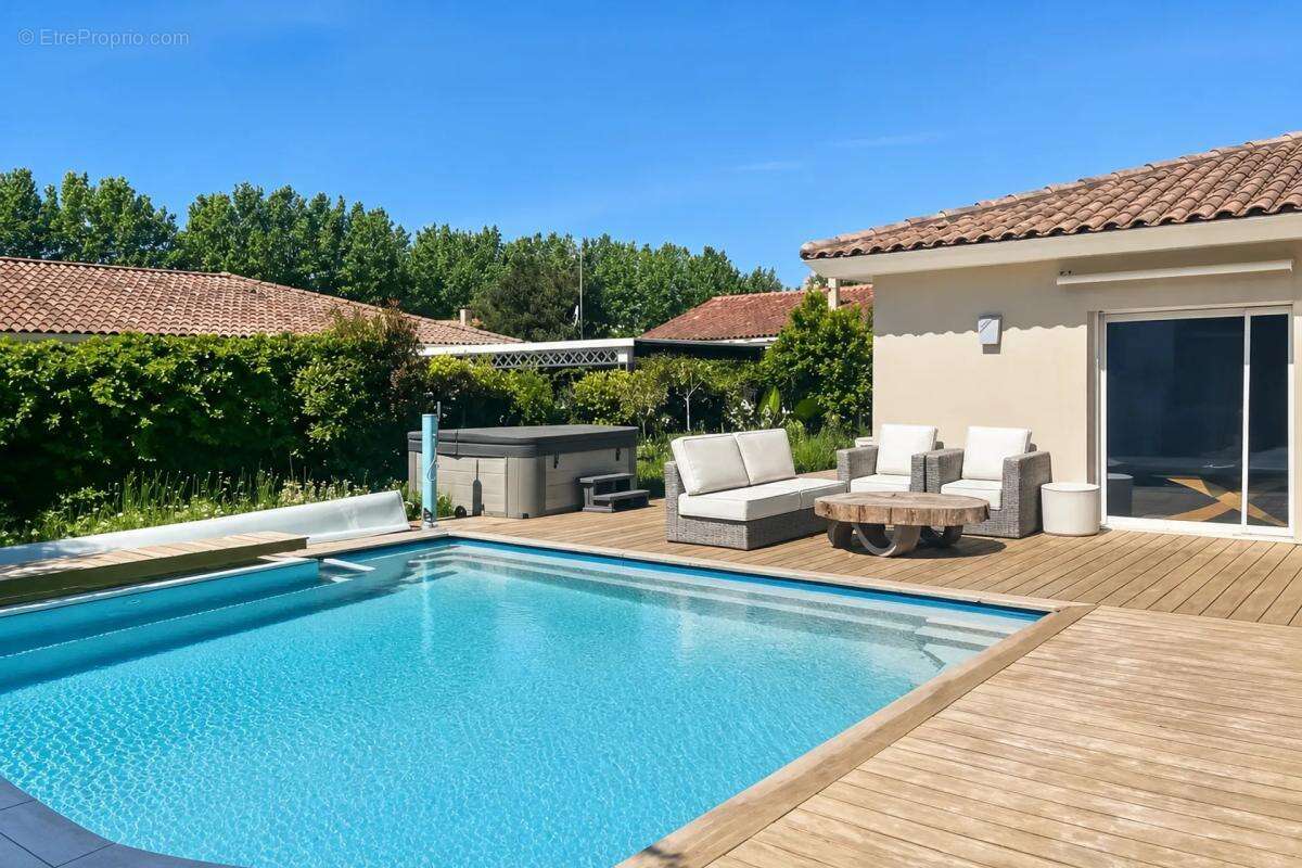 Villa 5 pièces - 140 m2 - Saint-Estève - photo 14