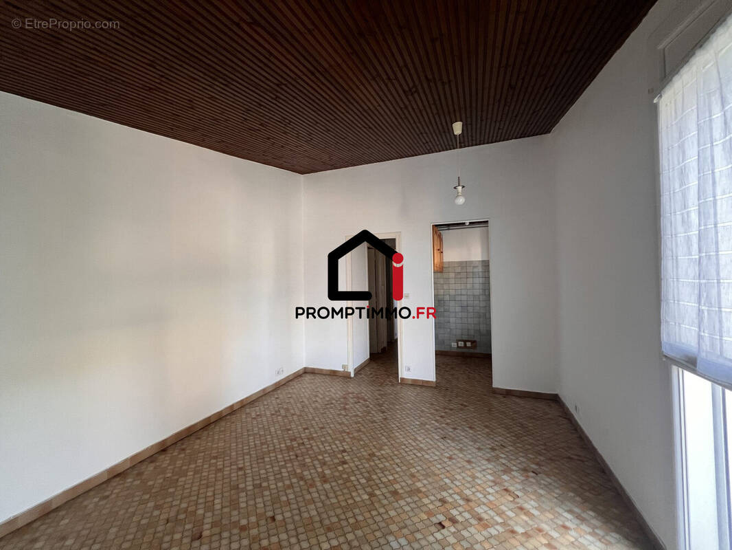 Appartement à VAUX-SUR-MER