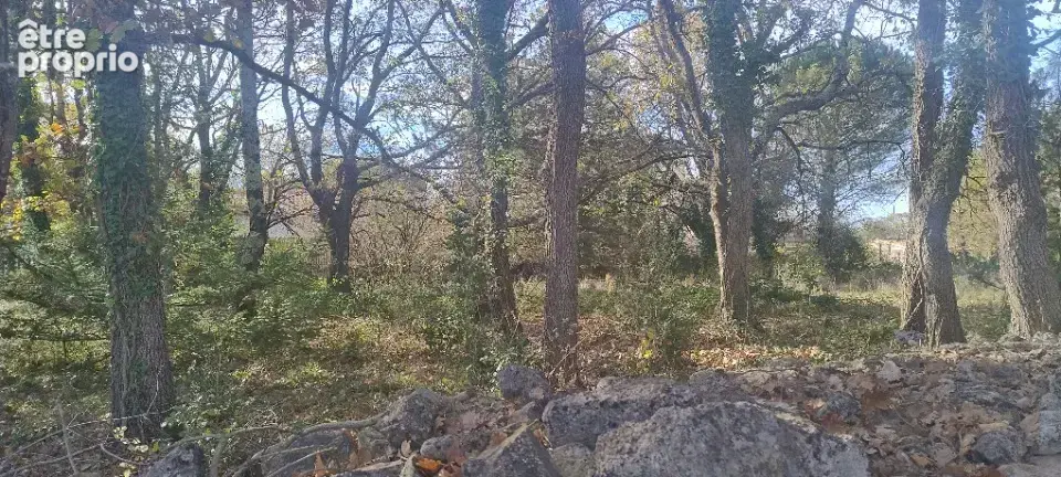 Terrain à BARJAC